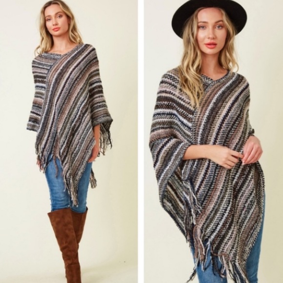 Boho Chic Poncho - Picture 2 of 8